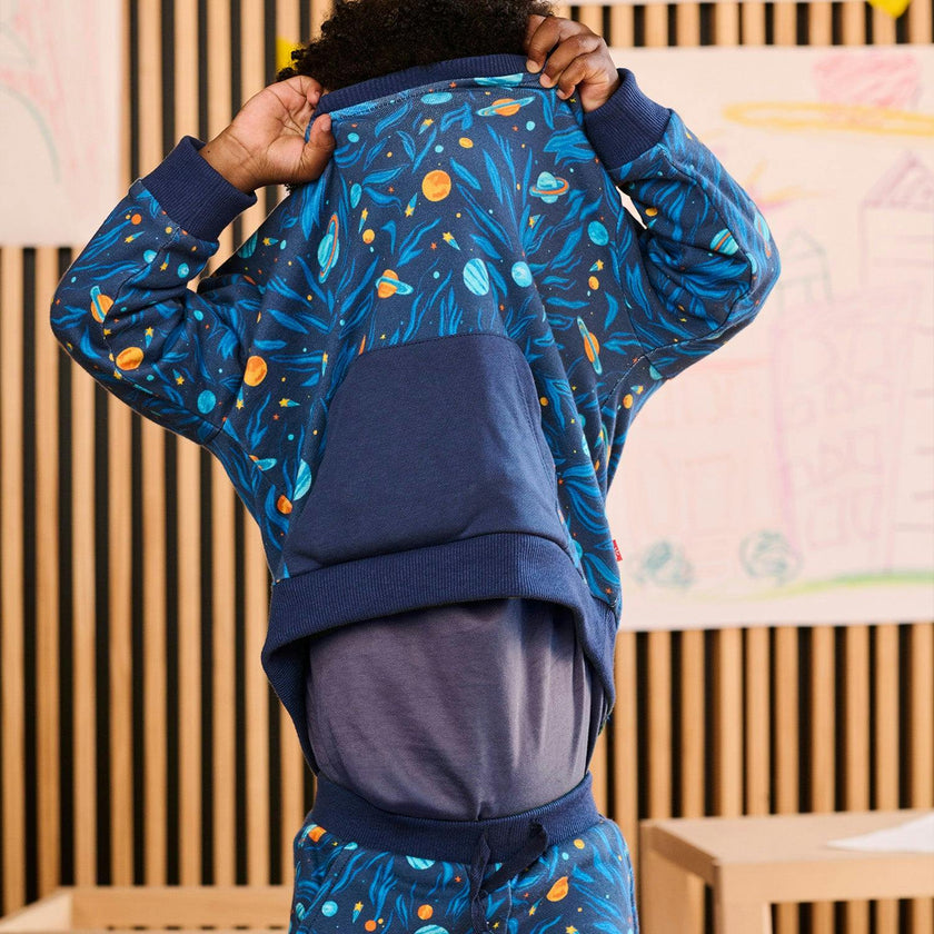 Magnetic Sweatsuit With Back Pocket