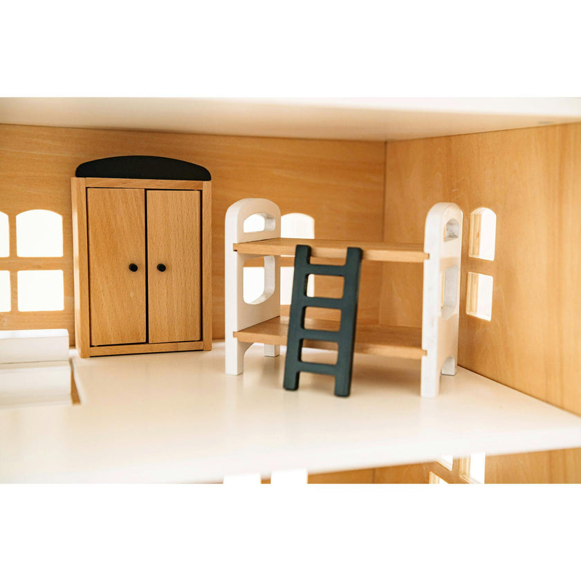 Dollhouse Accessories