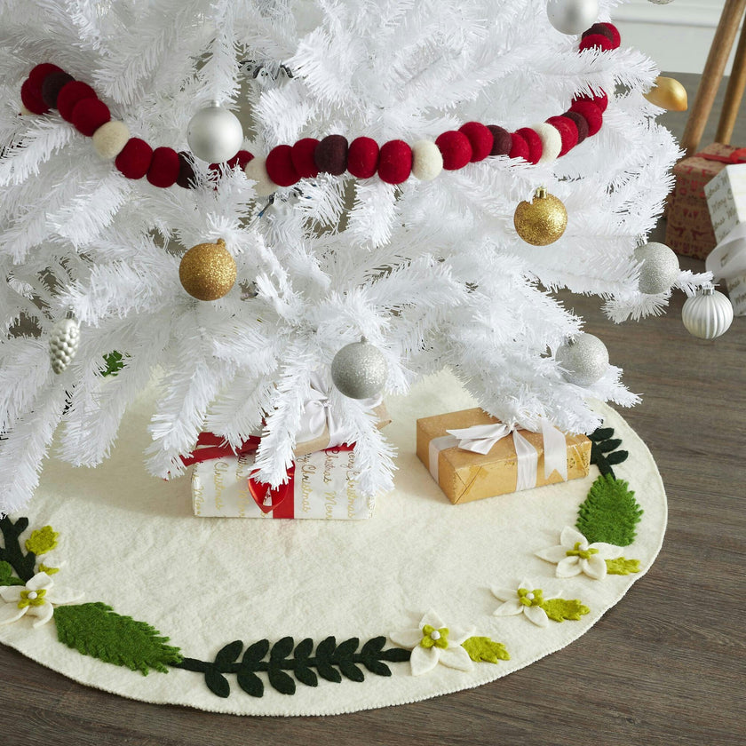 Handmade Christmas Tree Skirt in Felt - Greenery Border on Cream