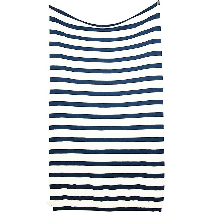 Xoxo Reversible Stripes Blanket Travel Set