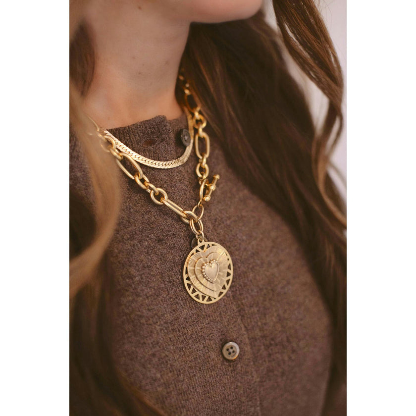 Amora Necklace