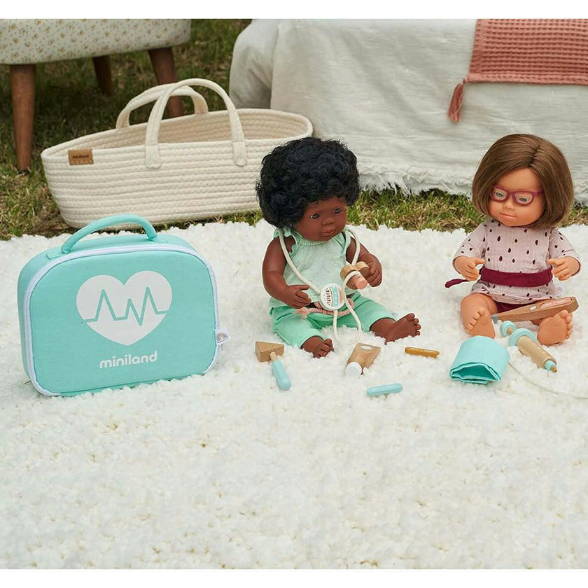 Cotton Doll Sized Moses Basket for Dolls up to 15"