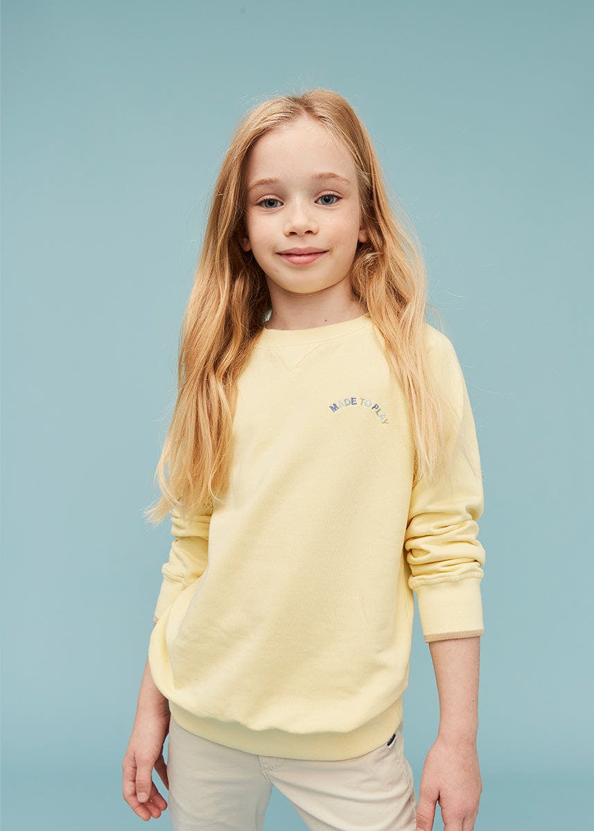 Sweatshirt
