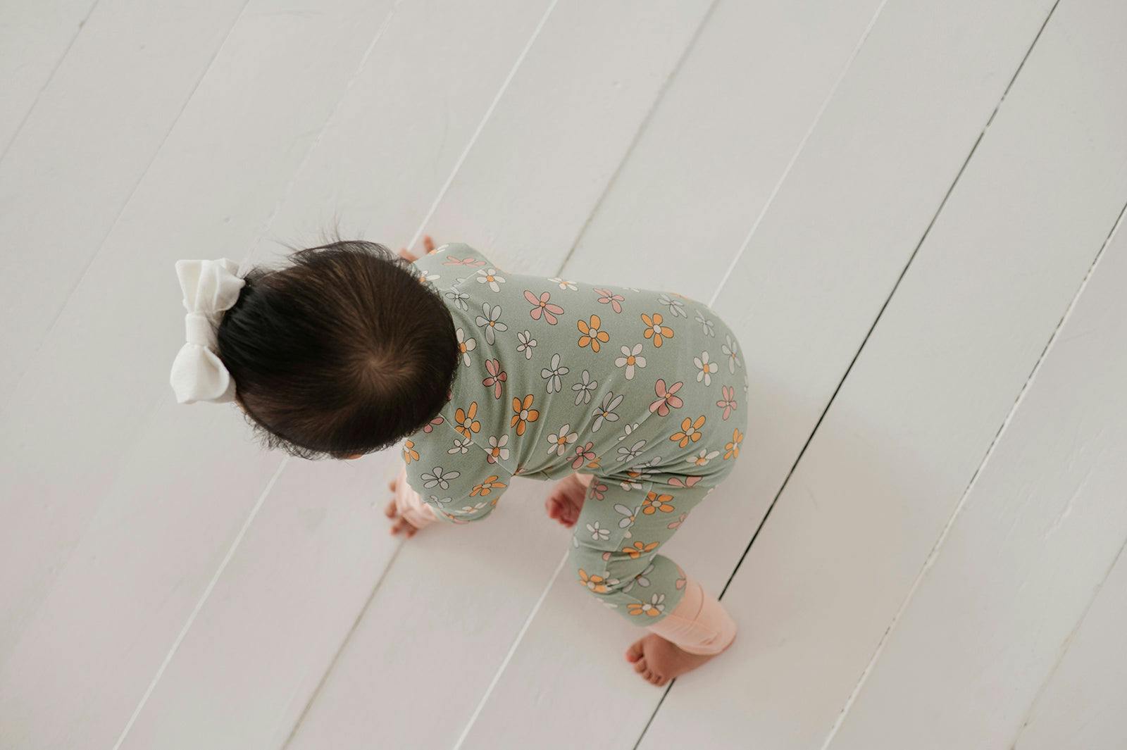 Baby Girl Long Sleeve Zip Romper in Sketched Daisy