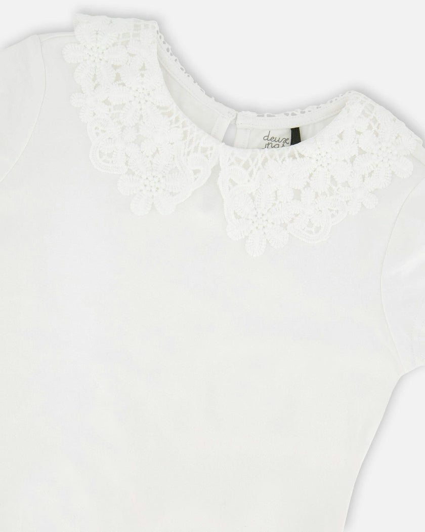 T-Shirt With Crochet Peter Pan Collar