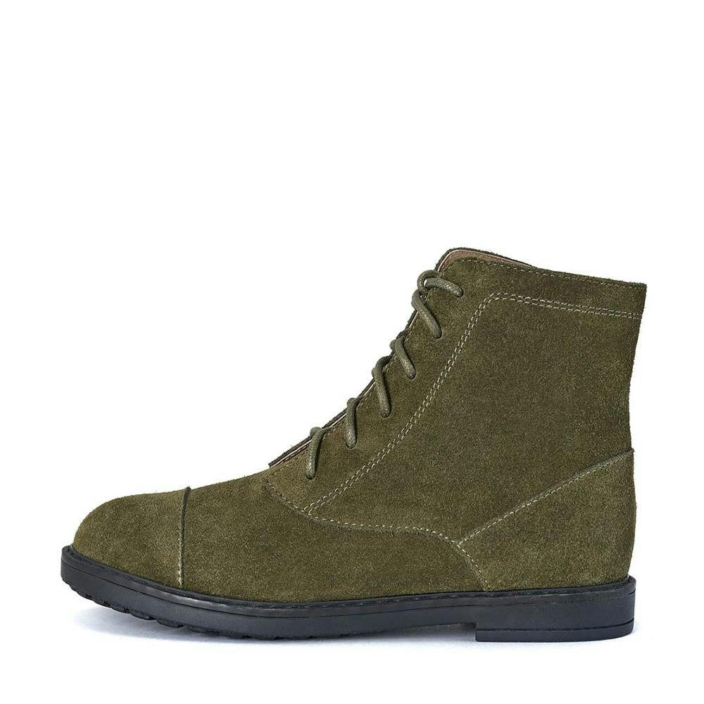 Thomas Suede