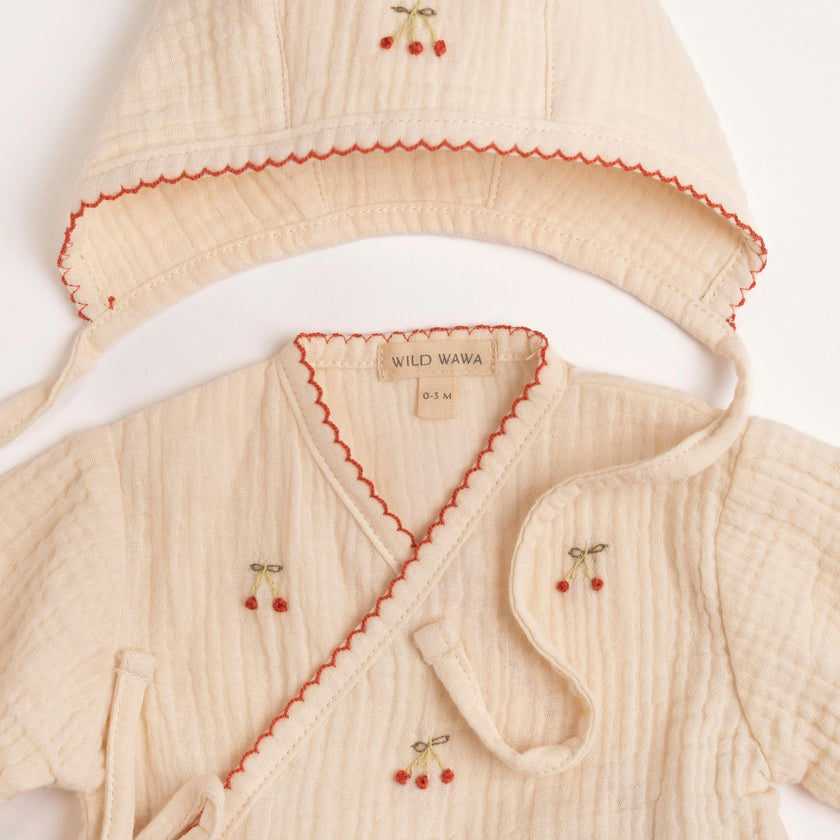 Gauze Bundle Set in Embroidered Cherries