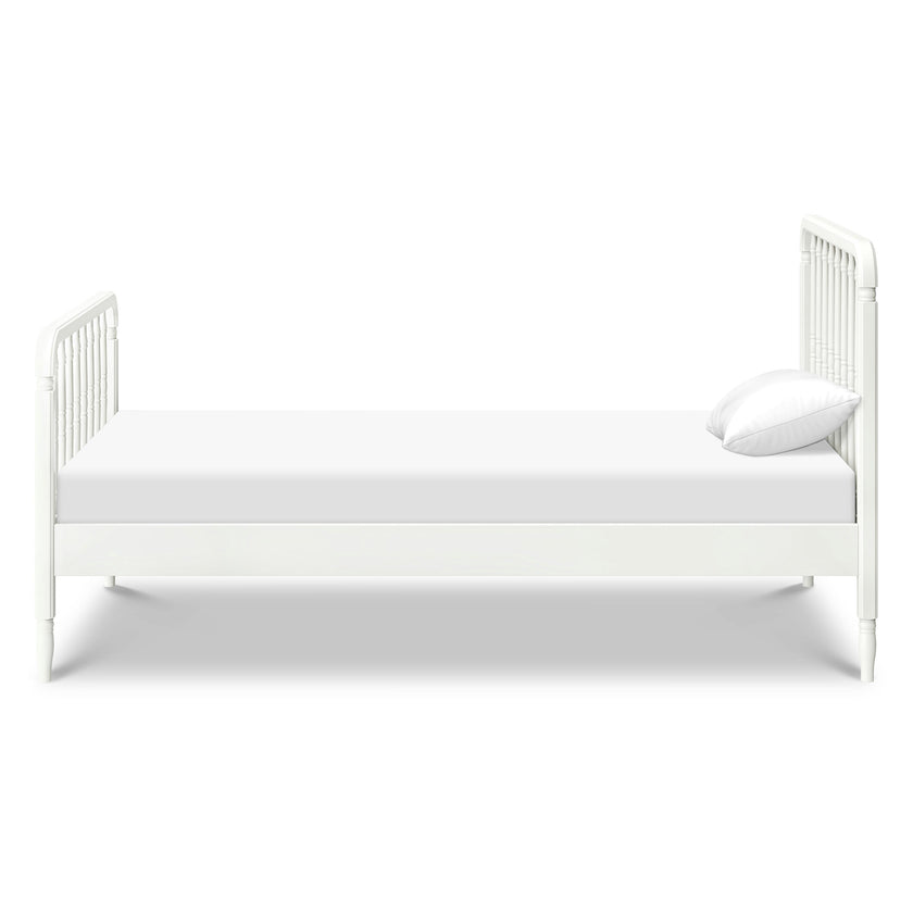 Liberty Spindle Twin Bed in Warm White