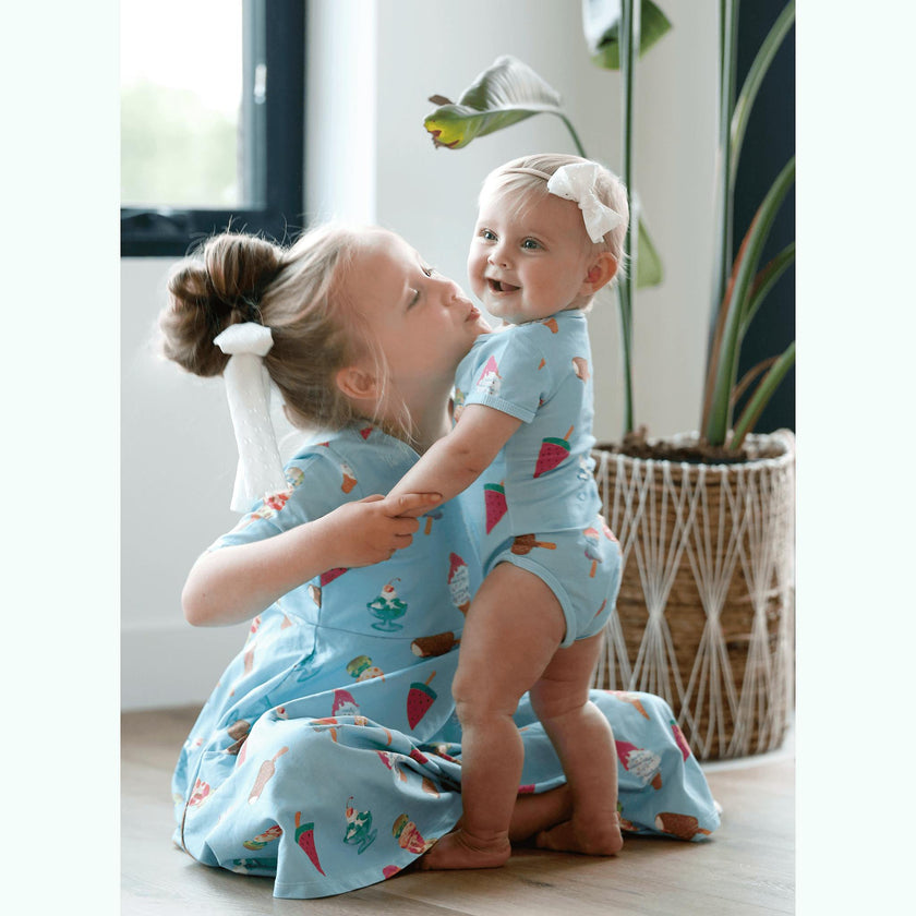 Wren baby body onesie
