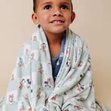 Three-Layer Jumbo Quilt - Mickey Mouse and Friends