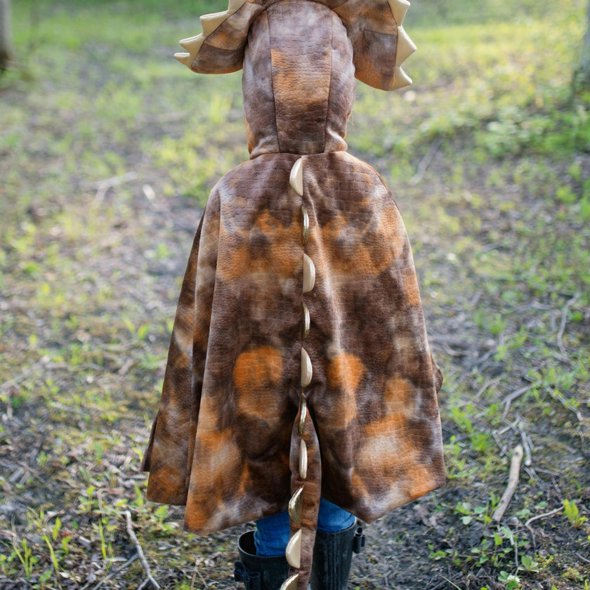 Grandasaurus Triceratops Cape with Claws