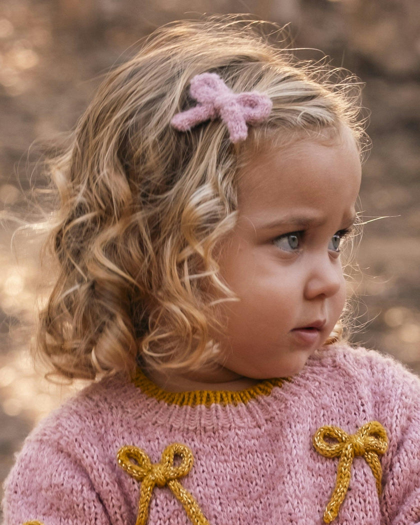 Knitted Bows in Stardust