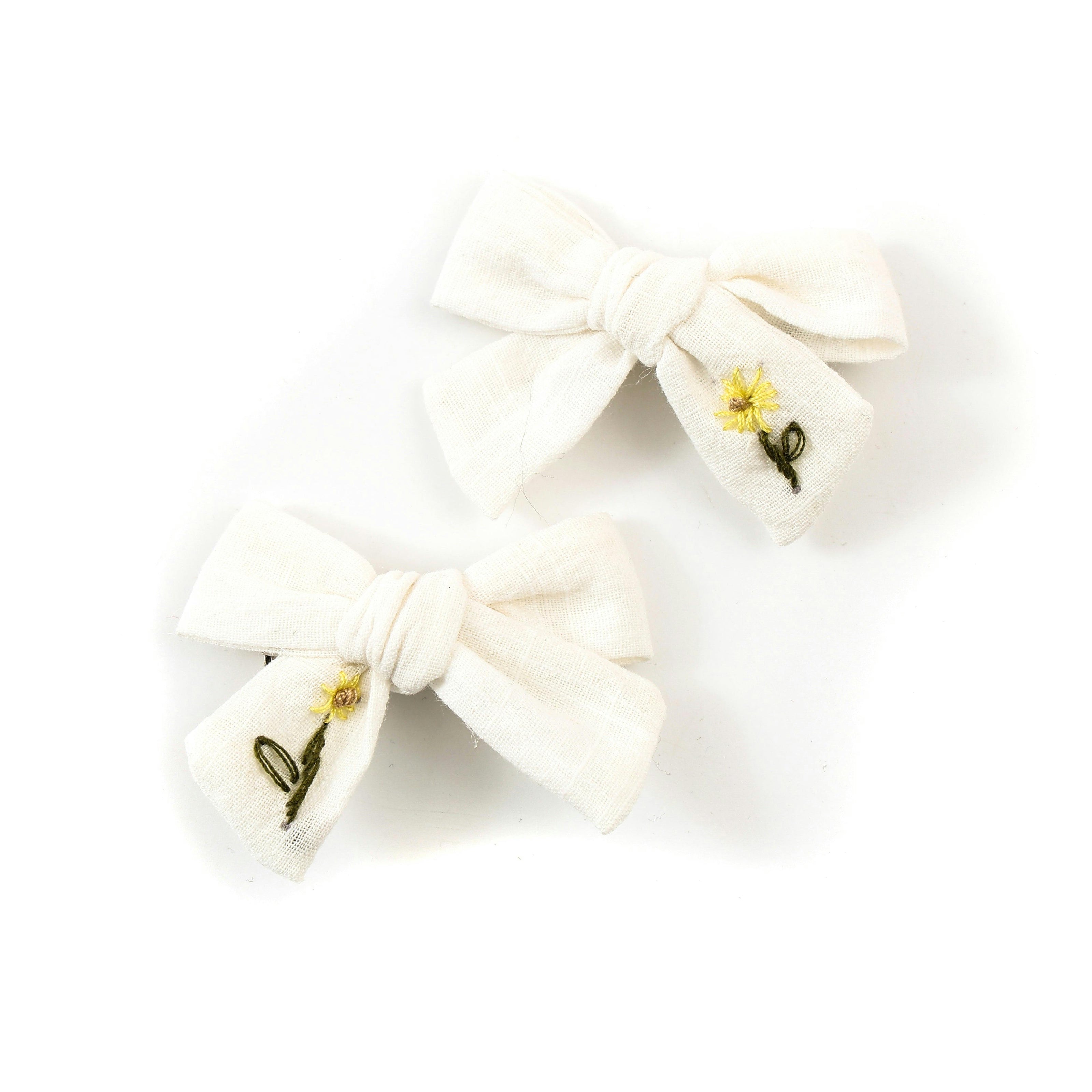Halo Luxe Felicity Summer Soiree Linen Floral Embroidered Double Clip Set - White / Yellow