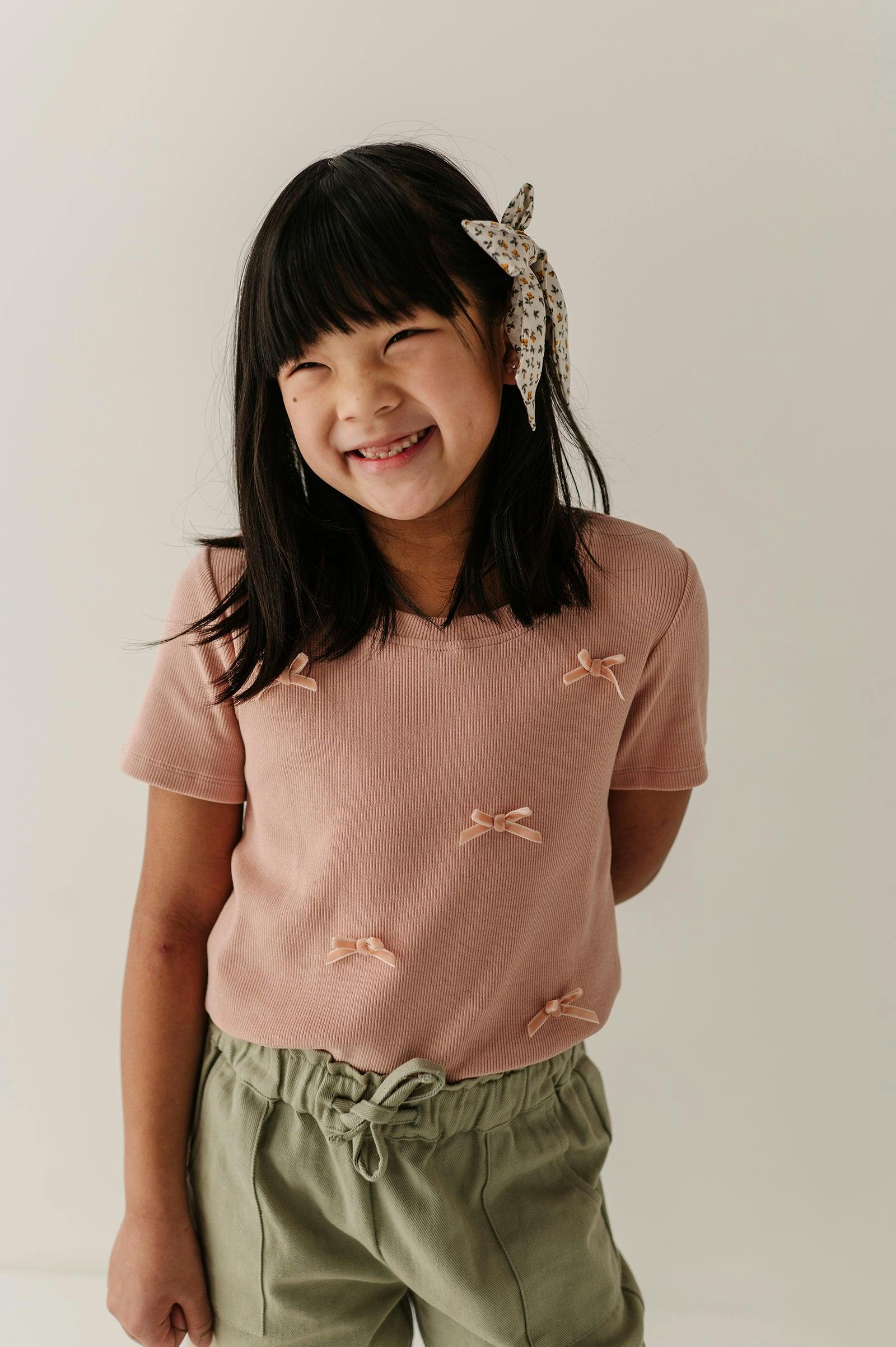 Girls Ribbed Short Sleeve Tee in Rose Cloud Bows