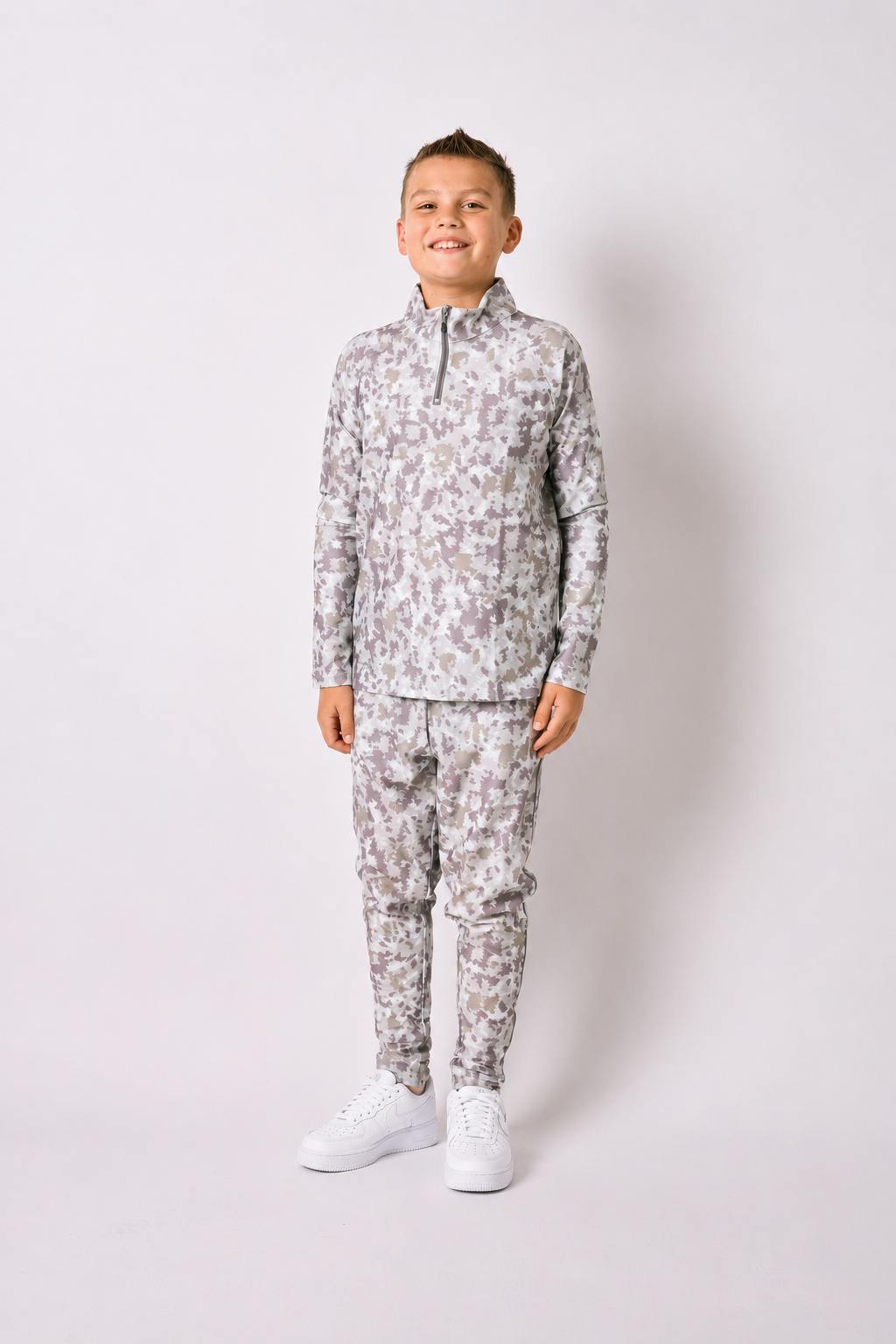 camo retro warm-up jogger
