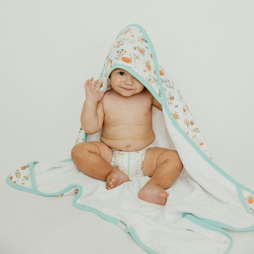 Premium Baby Knit Hooded Towel - Mickey Mouse's Boo Bash