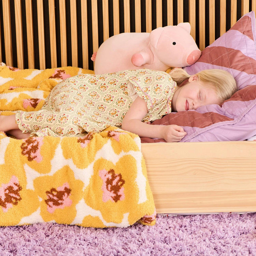 Magnetic Nightgown