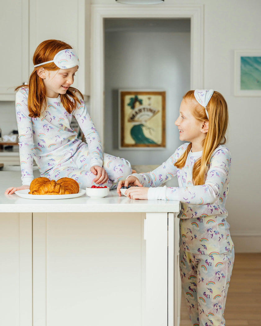 The Organic Long Sleeve Pajama Set [Unicorns and Rainbows]