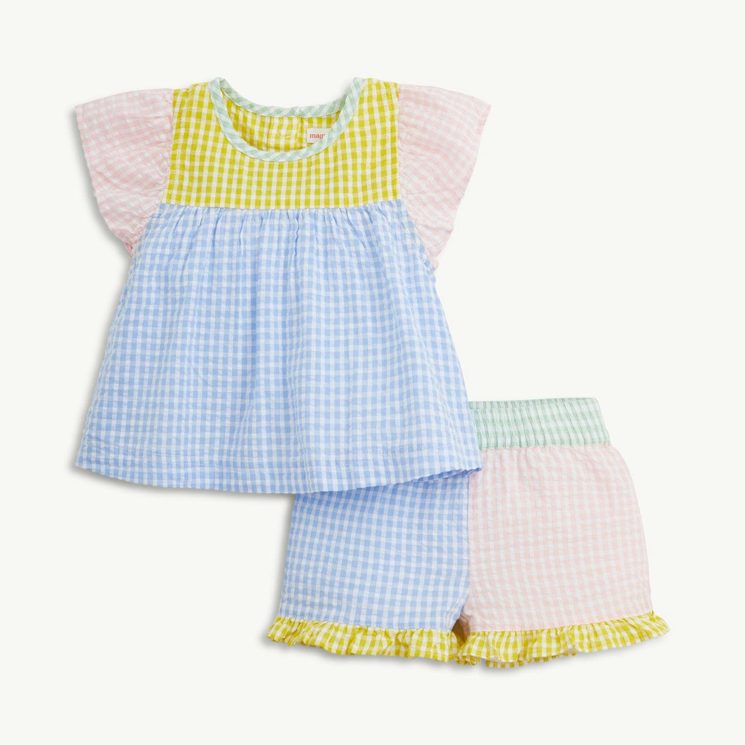 Magnetic Flutter Sleeve Top & Shorts