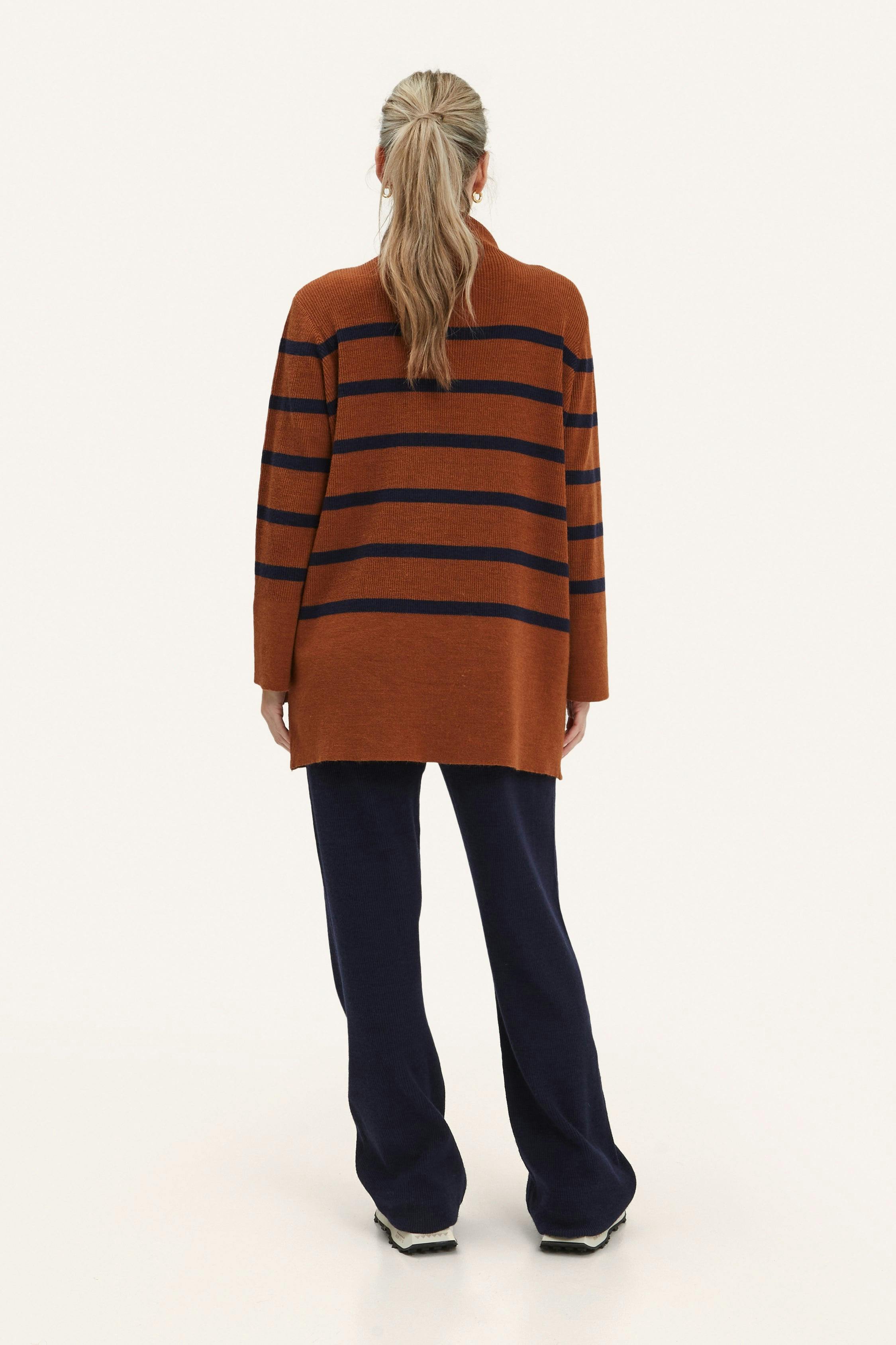 Sarabeth Neck Long Sleeve Maternity Sweater