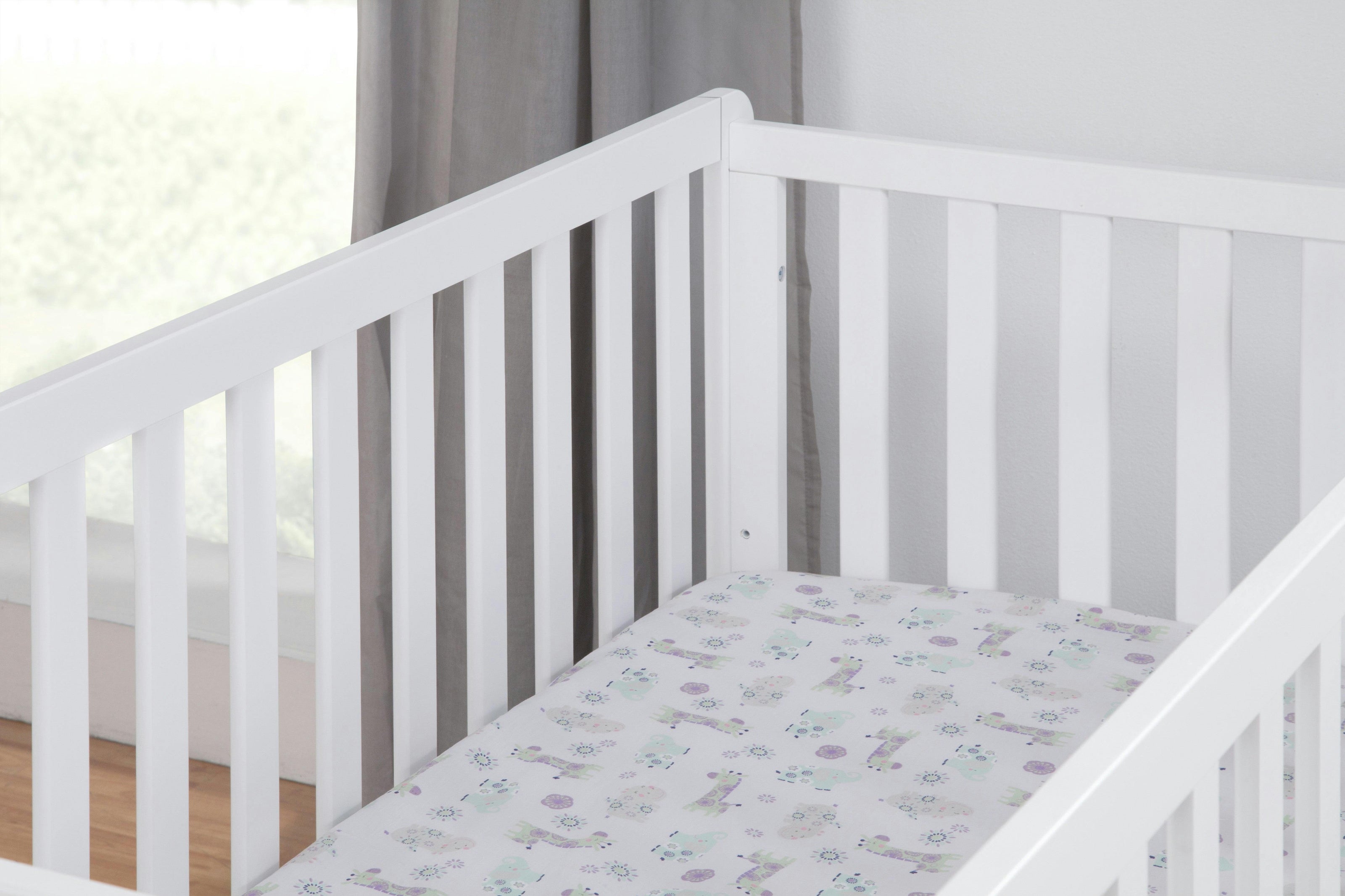 Carter's Colby 4-in-1 Convertible Crib