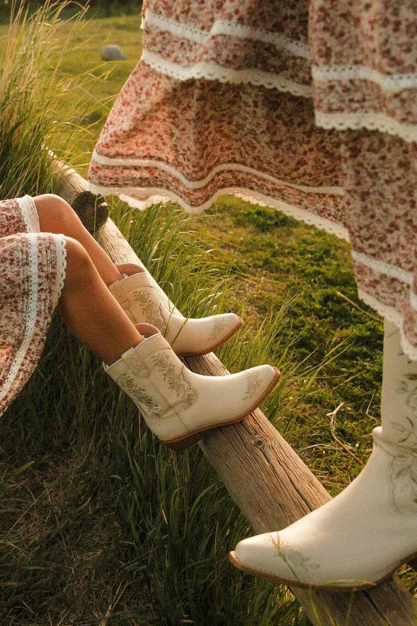 Mini Avery Boot in Cream