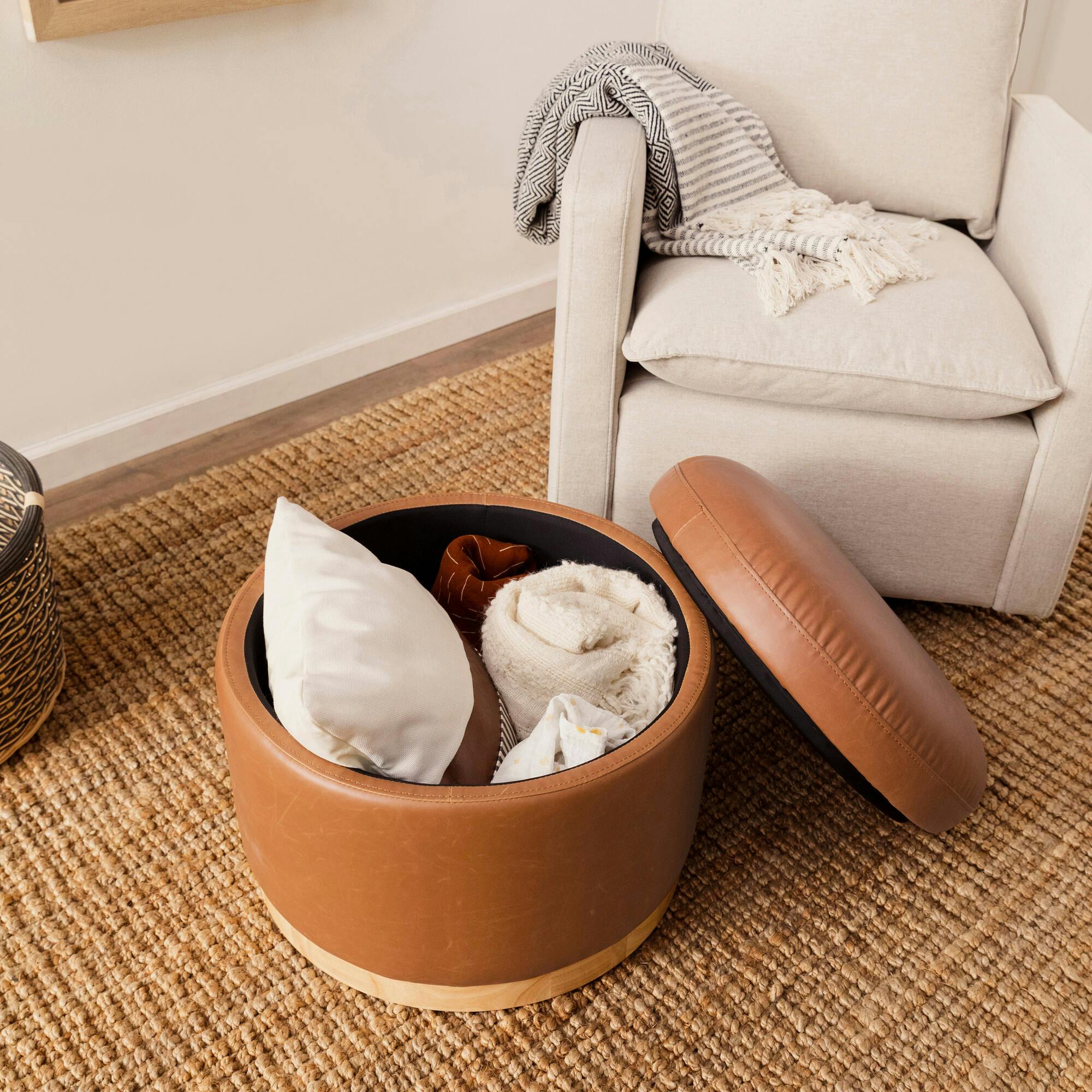 Naka Storage Ottoman