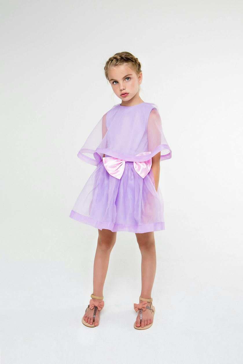 Madeleine (light blue)