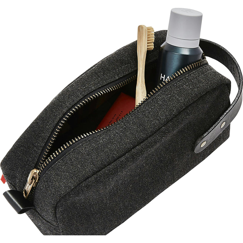 Andy Easy-To-Clean Travel Kit