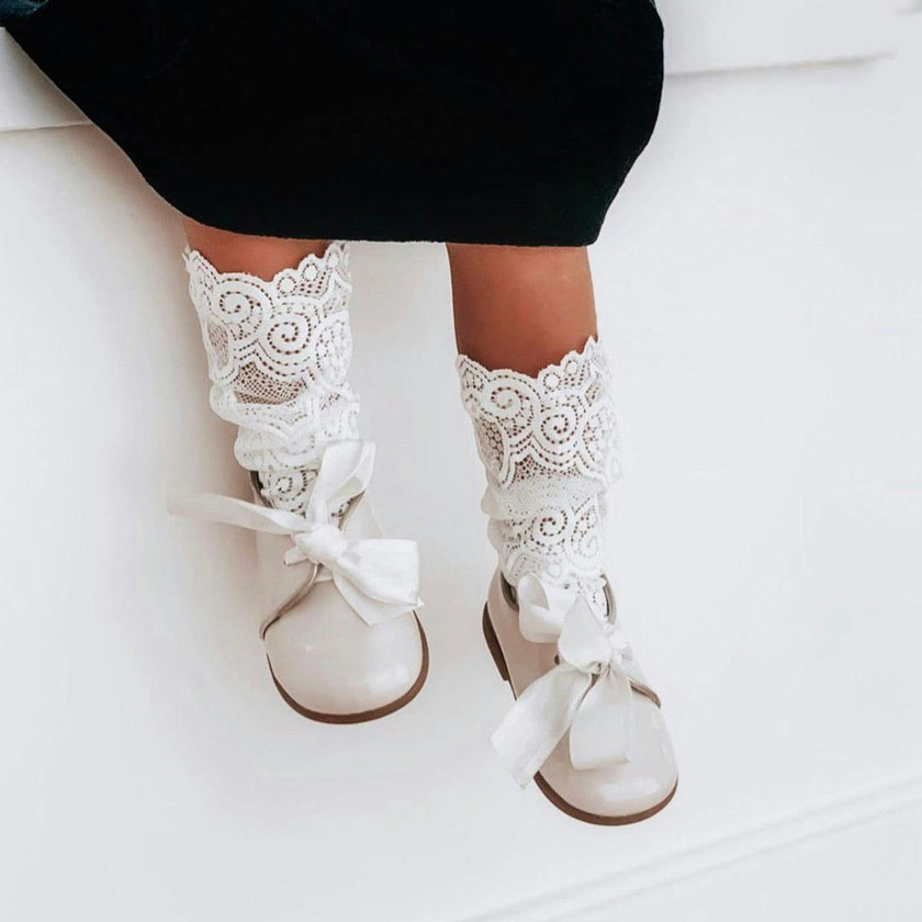Alice Lace Socks