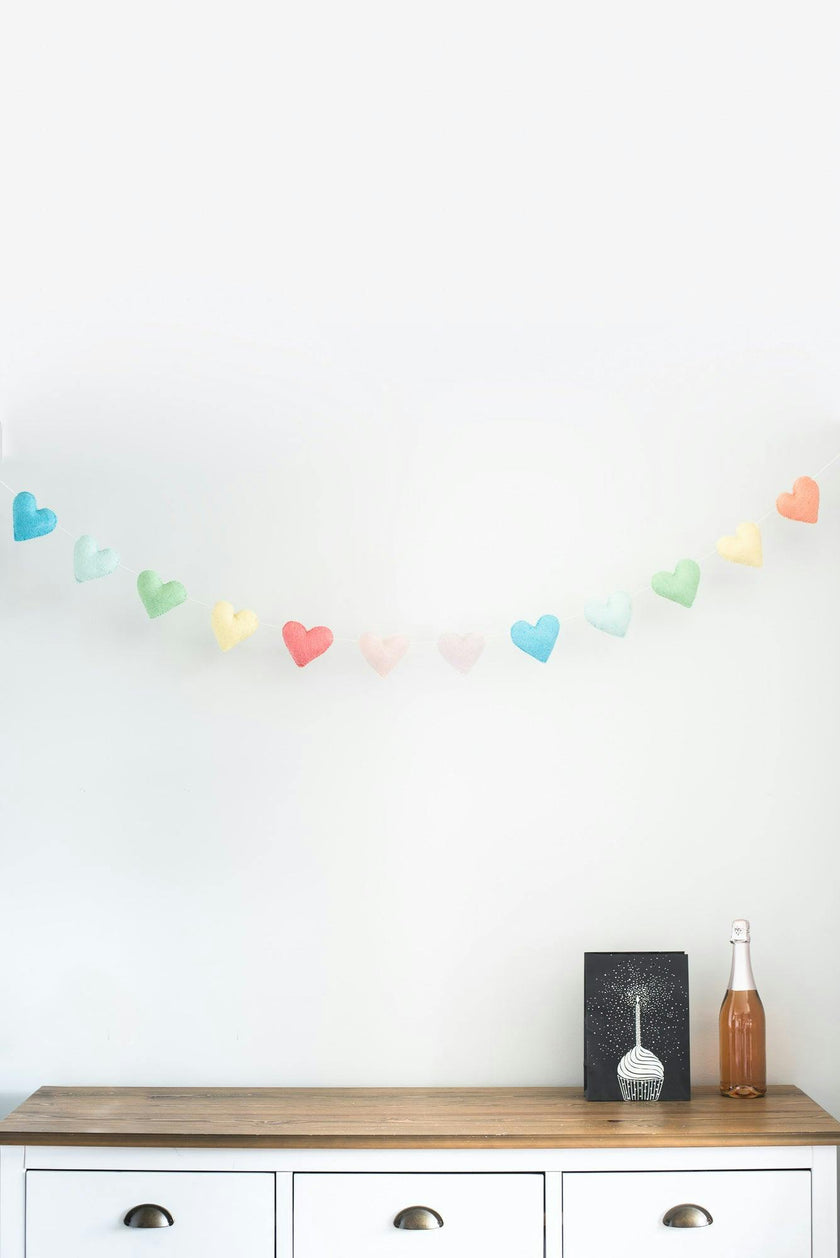 Heart Garland (Soft Rainbow)