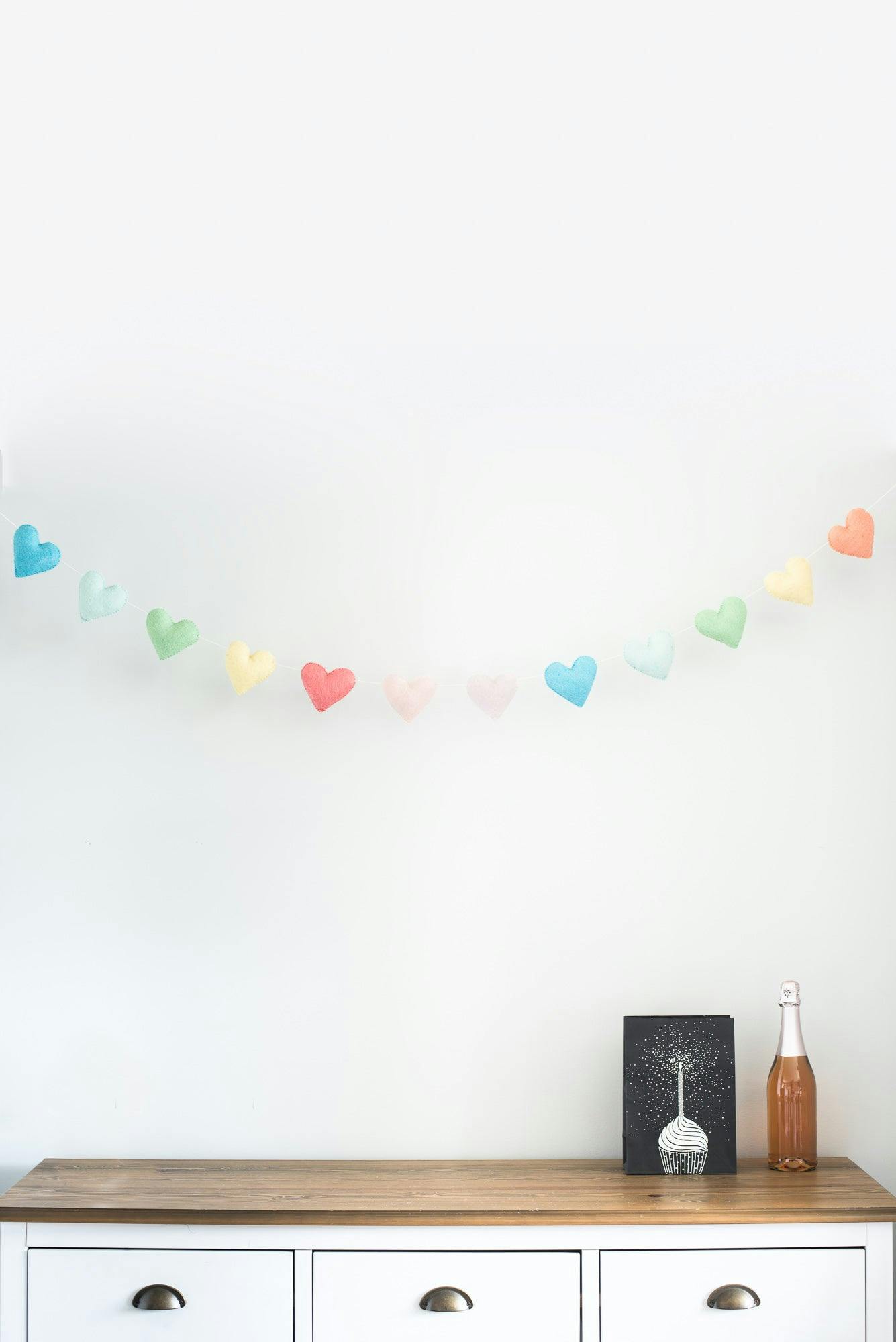 Heart Garland (Soft Rainbow)