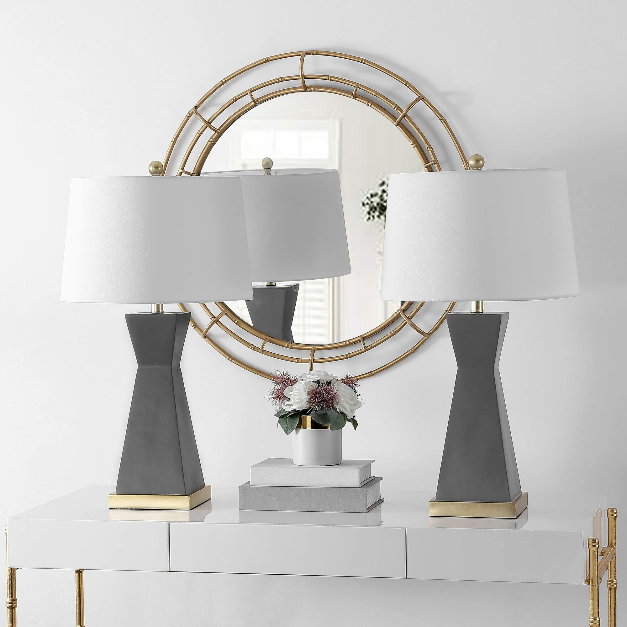 Onder Table Lamp with USB Port