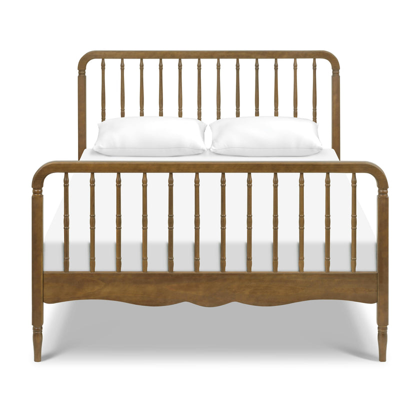 Liberty Spindle Full Bed in Natural Walnut