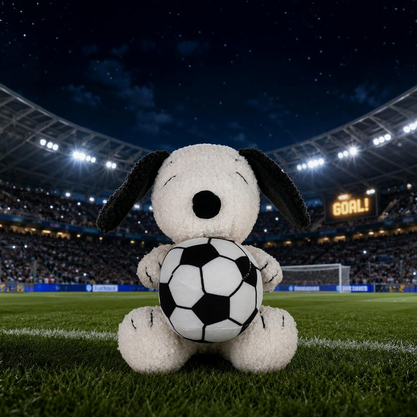 Plush Peanuts Snoopy Soccer 6"