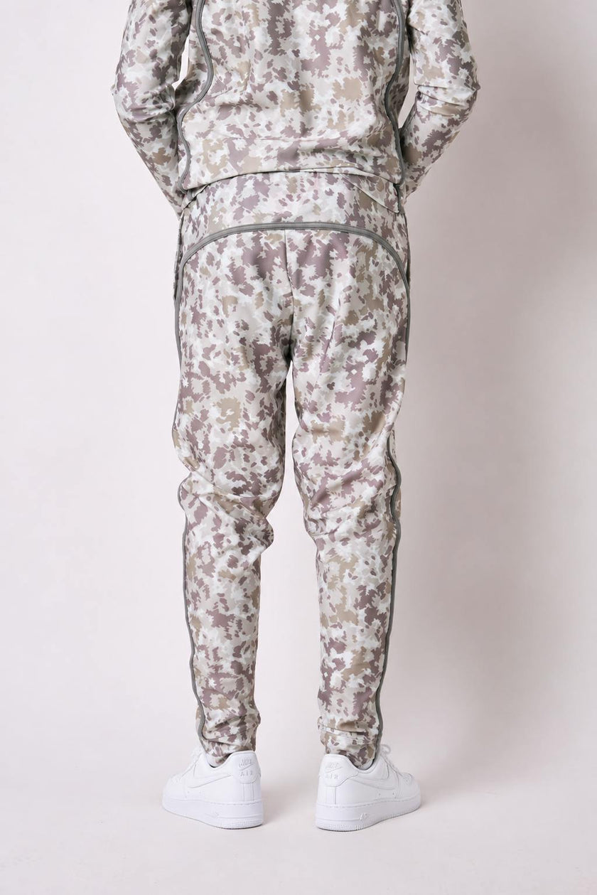 camo retro warm-up jogger