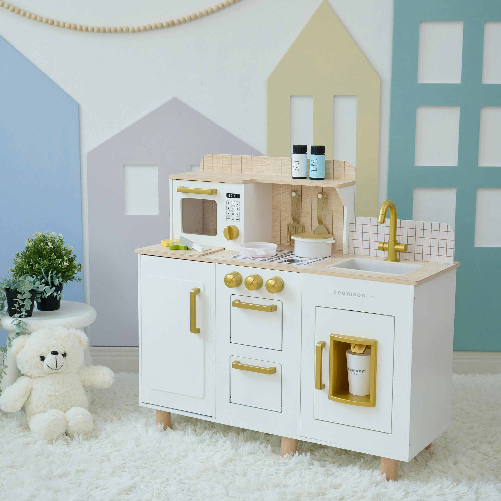 Teamson Kids Little Chef Hampton Wooden Play Kitchen with 17 Accessories