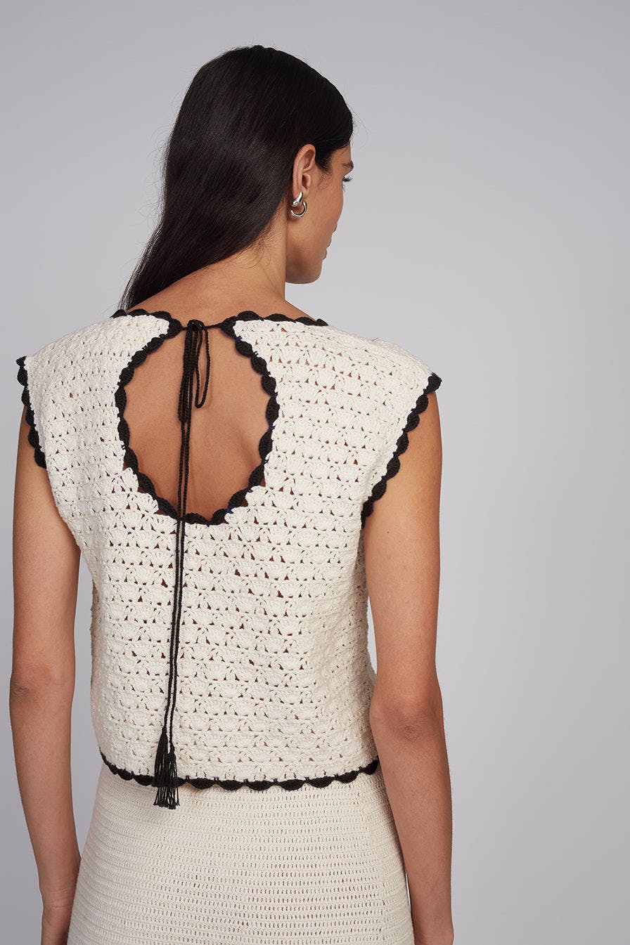 ZARIA CROCHET TOP | IVORY W/ BLACK TIPPING