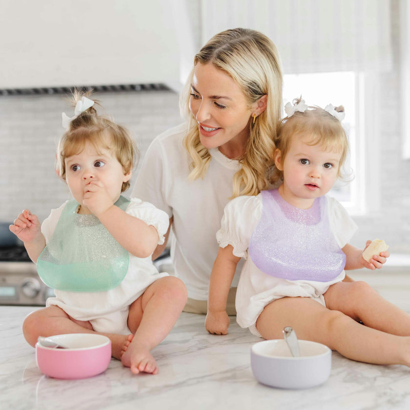Magnetic Silicone Bib