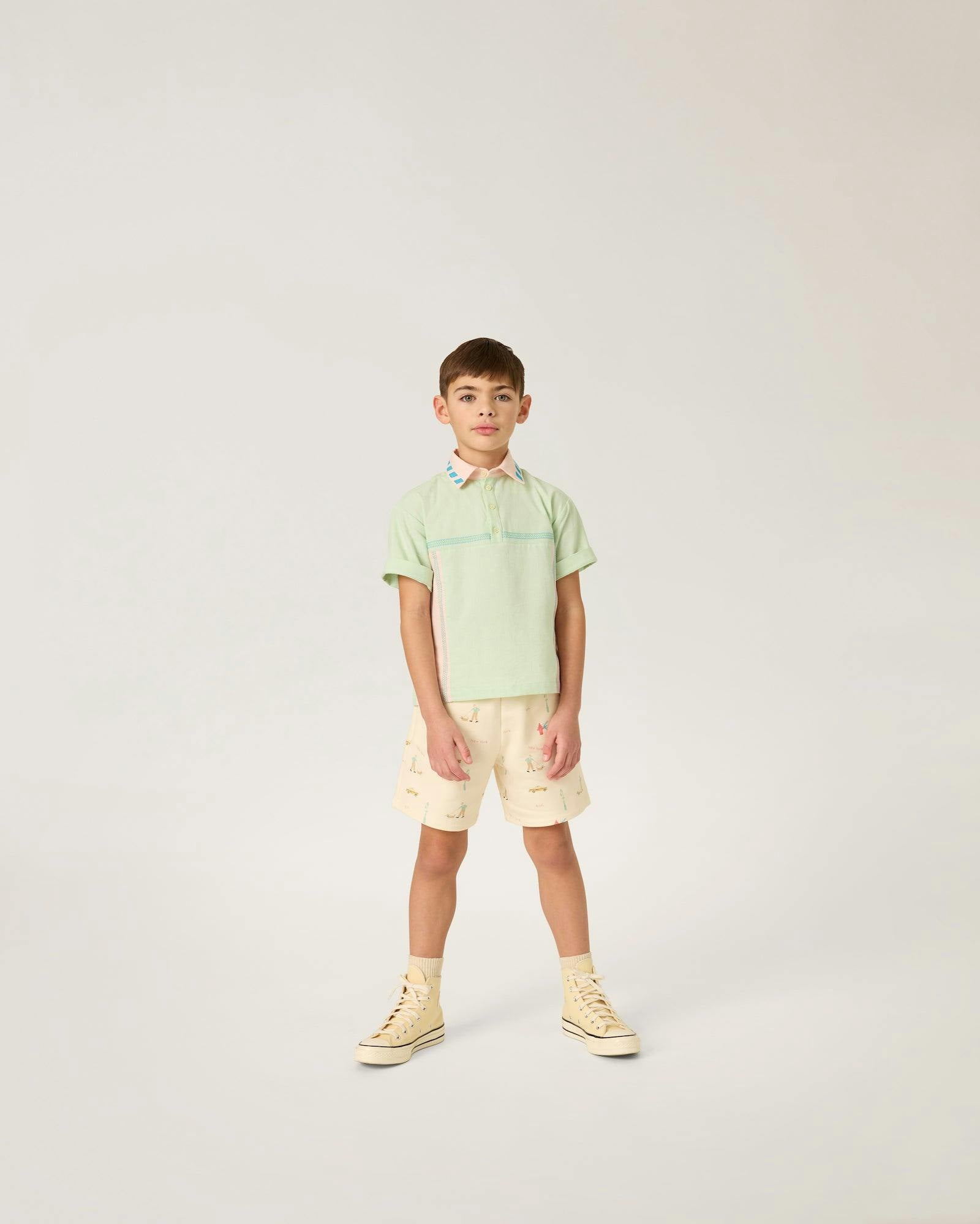 Organic Weekend Shorts in City Scenes