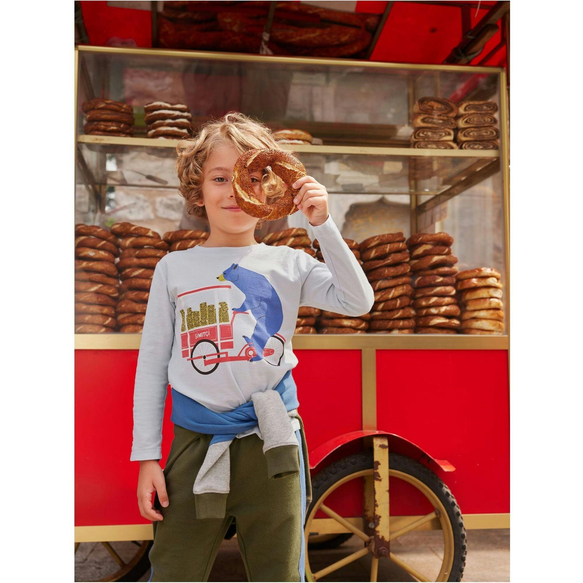 Bears Simit Cart Graphic Print Crew Neck Long Sleeve T-Shirt, Blue