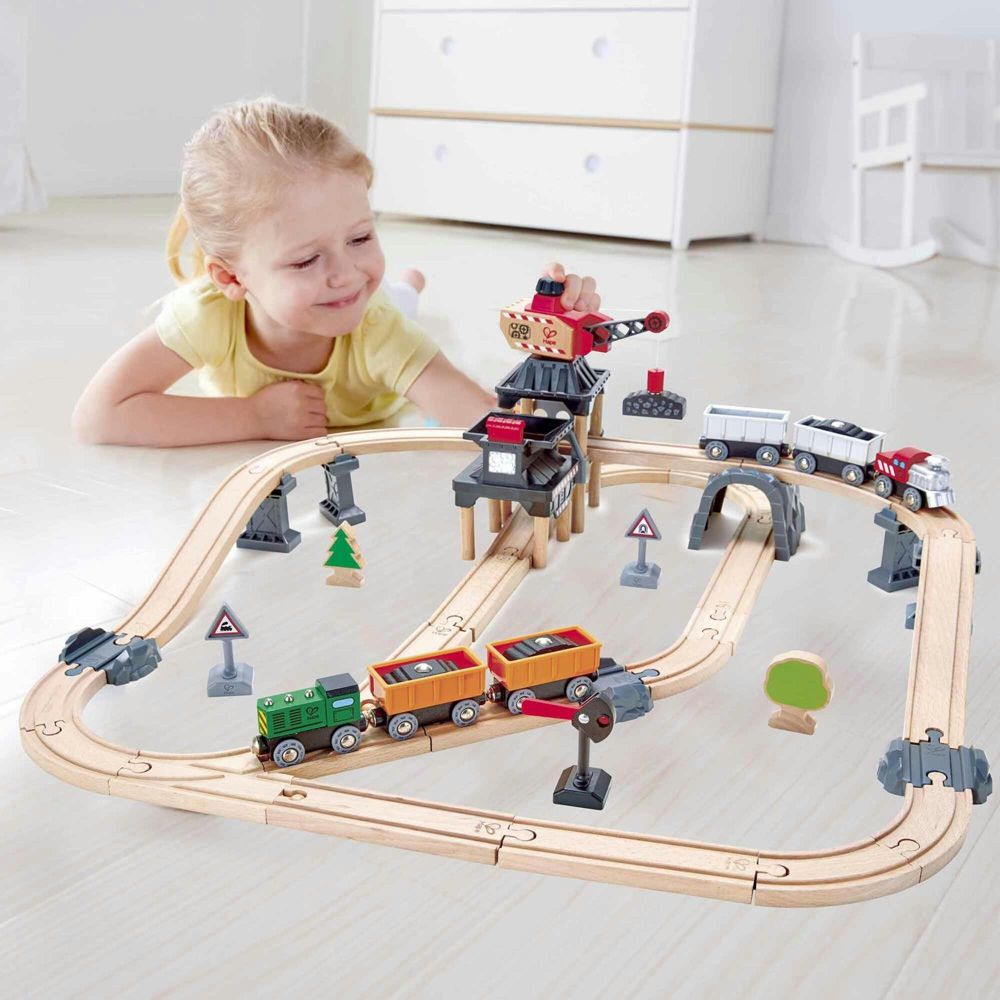Hape: Mining Loader Set - 12pc Train Yard Playset