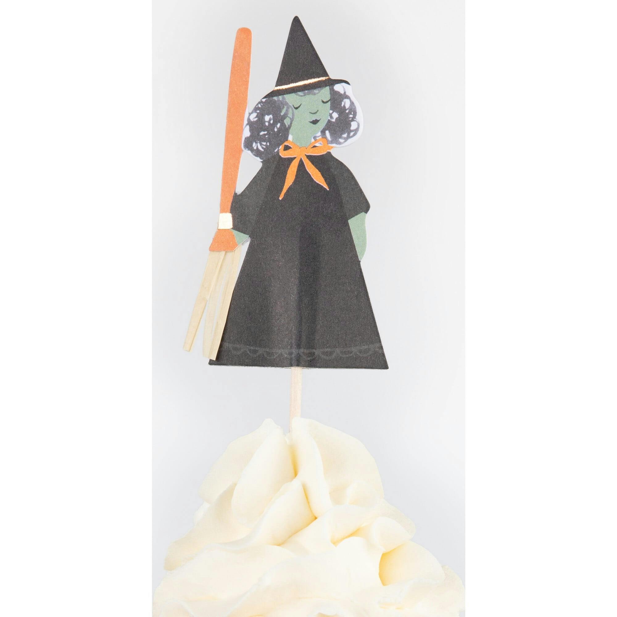 It's Halloween! Cupcake Kit