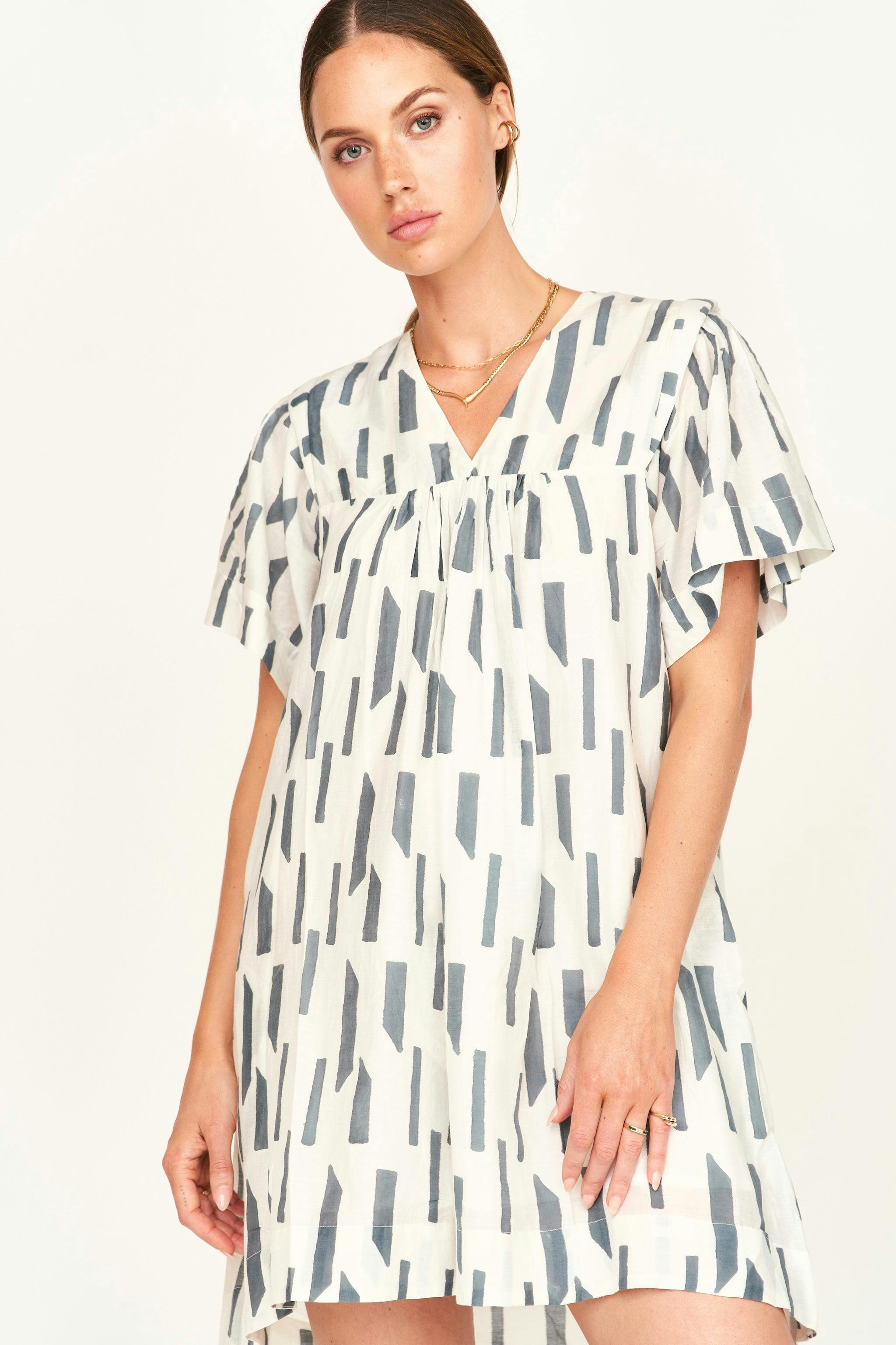 Belem Dress in White Rainfall