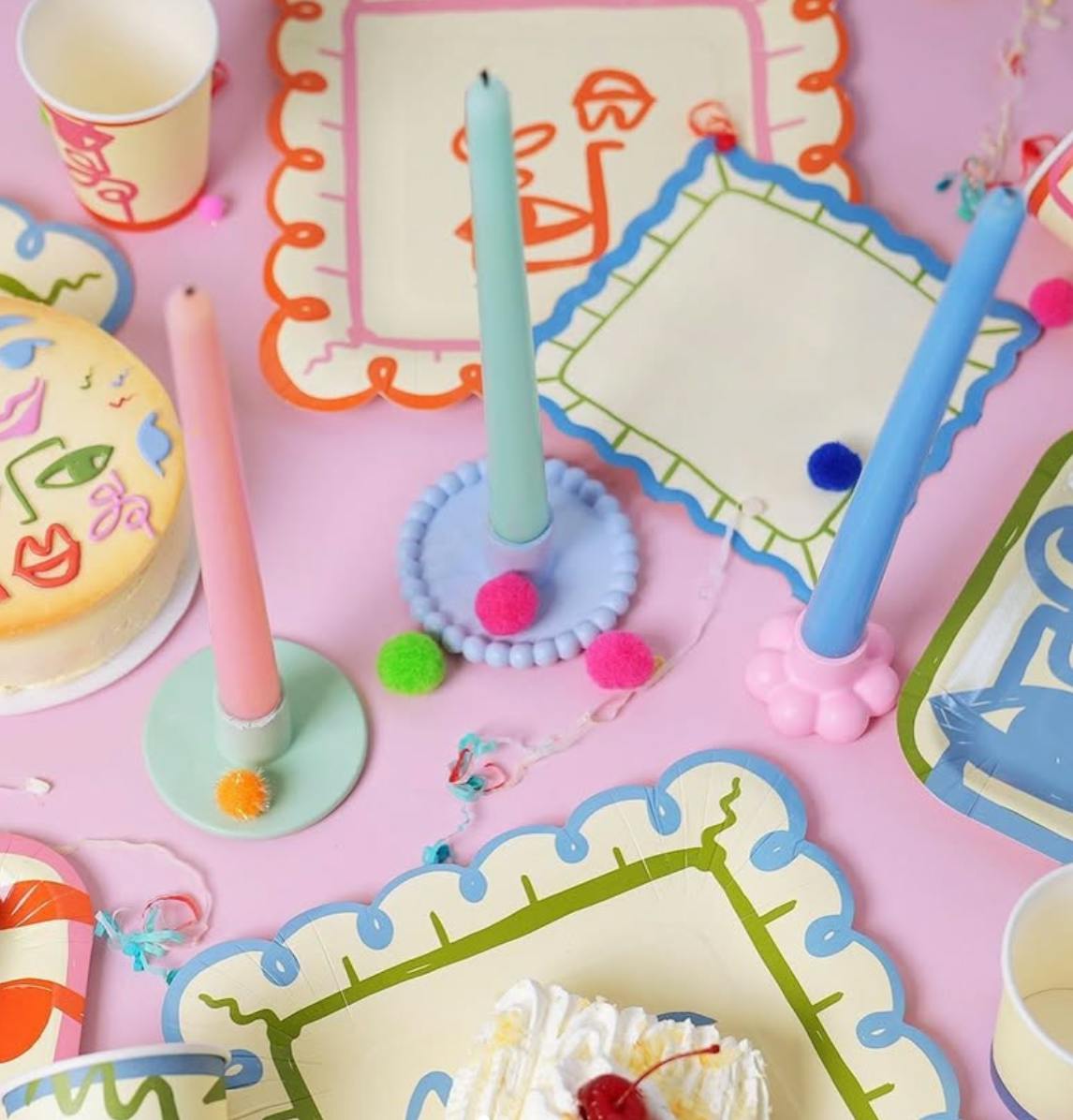 Art Party Scalloped Napkins