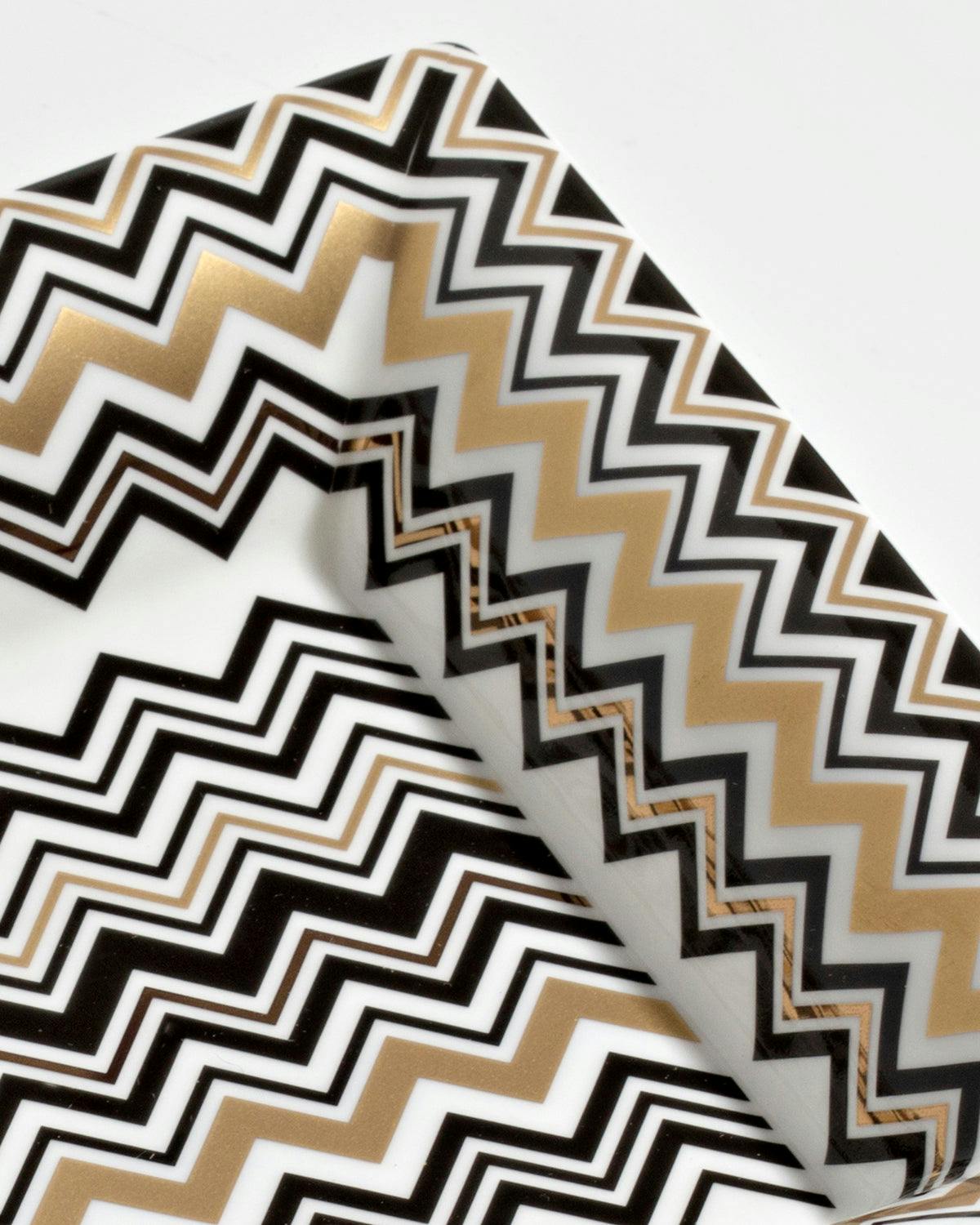 Tray ZIG ZAG Rectangular Large in Luxury Box Gold 8.5