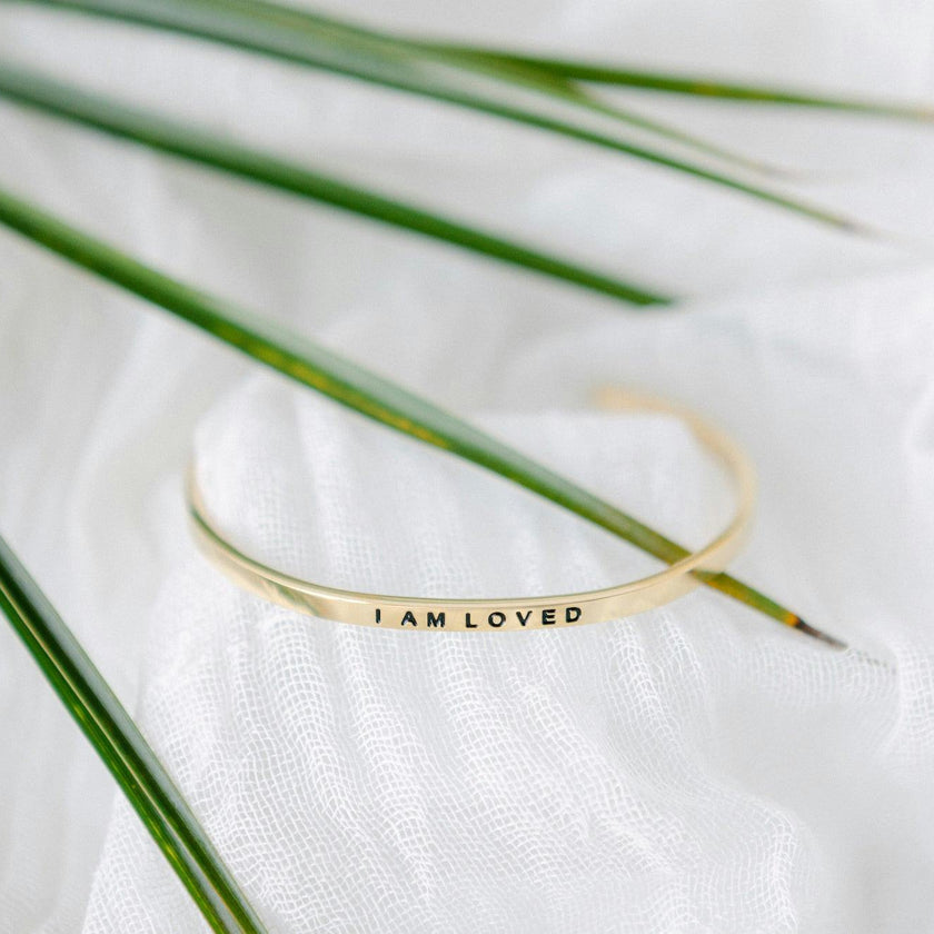 Women's "I Am Loved" Bracelet