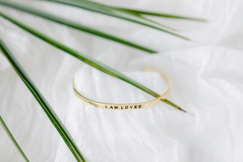 Women's "I Am Loved" Bracelet