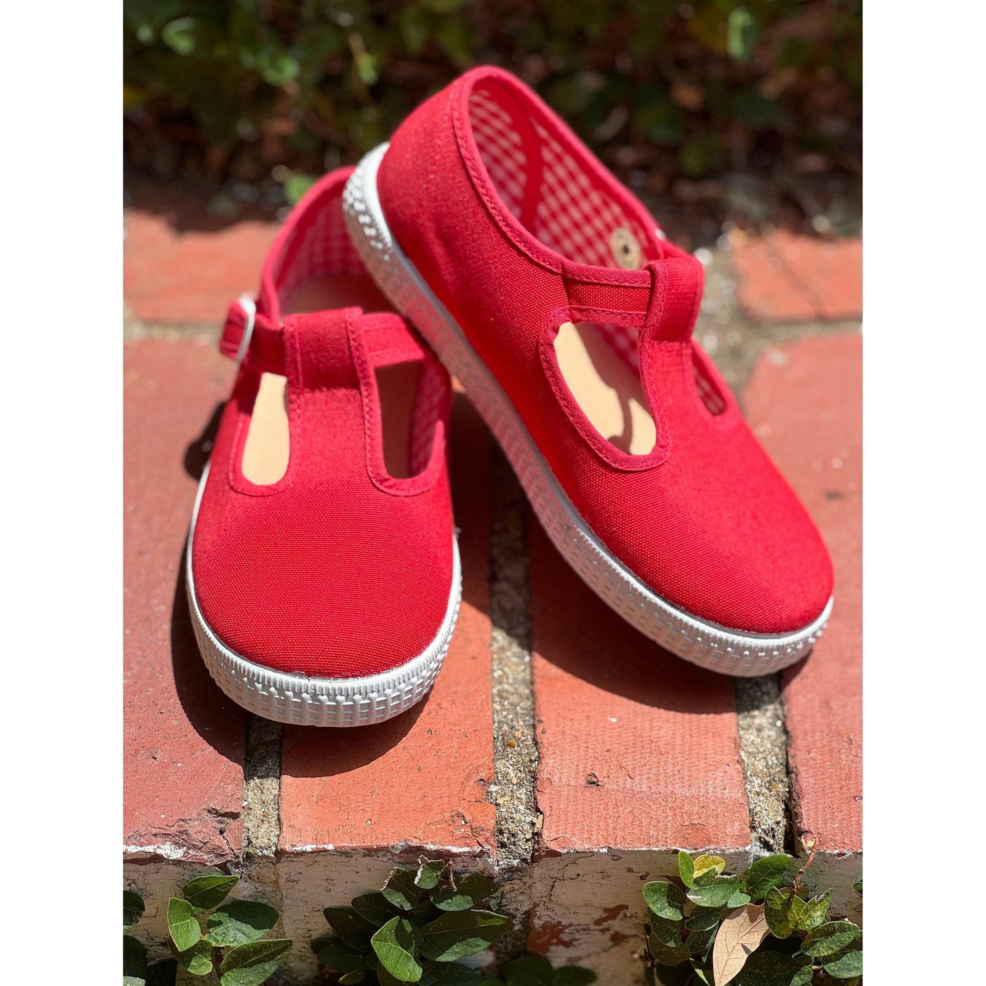 Canvas T-Strap in Red