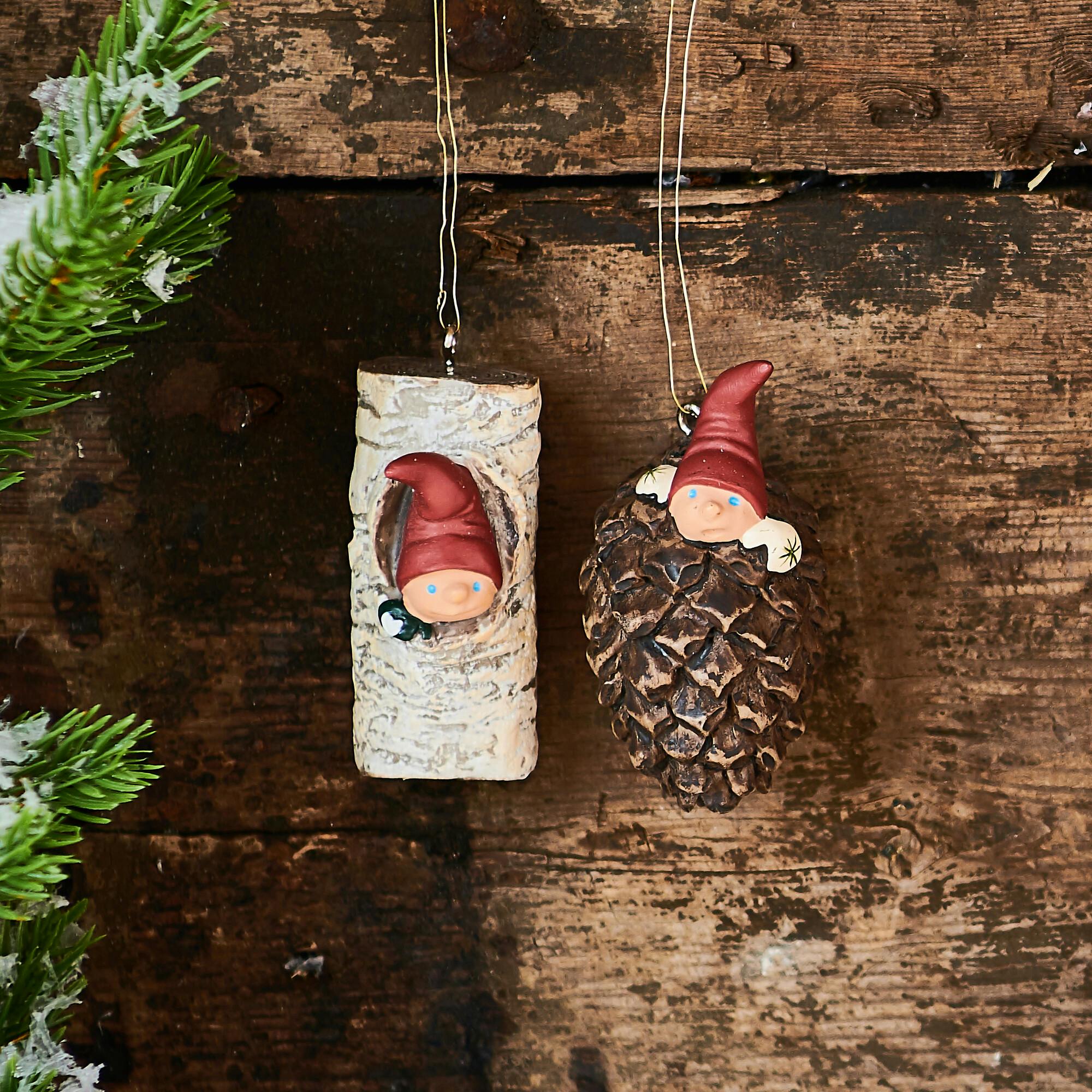 Hanging Christmas Ornaments